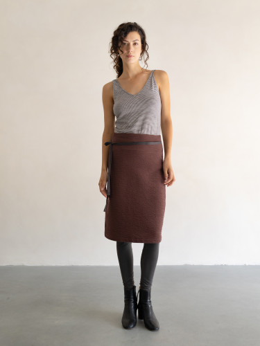 Textured pencil skirt